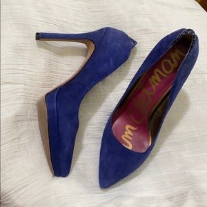 Blue suede shoes 💙💙